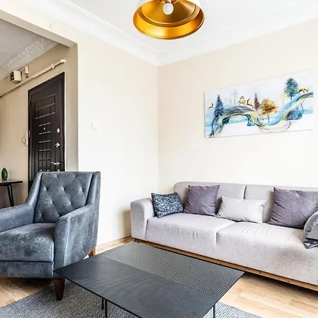 Apartamento Fully Furnished And Spacious Flat In Kadikoy *